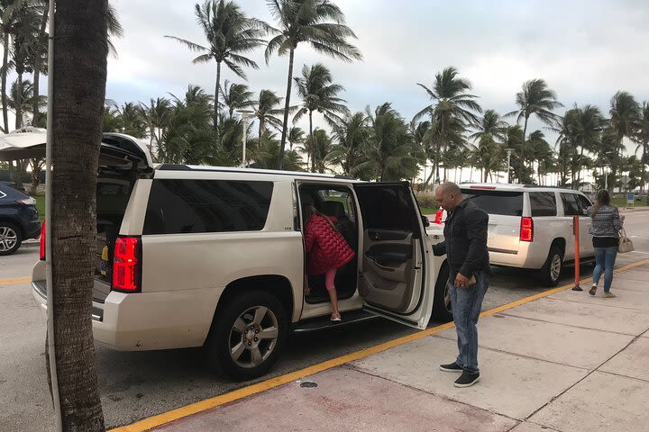 Transfer from Miami Beach to Miami International Airport image