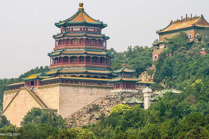 Private One Day Tour of Summer Palace, Panda House and Lama Temple image