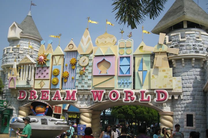 Dreamworld Theme Park  image