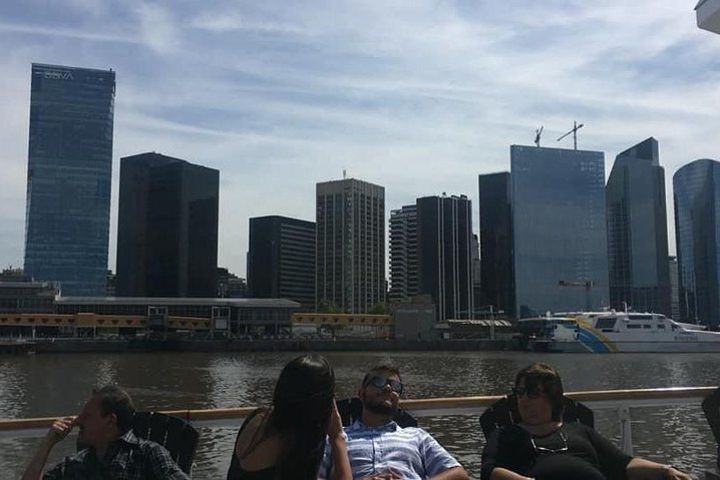 Premium Buenos Aires City Tour with Lunch + Boat Navigation image