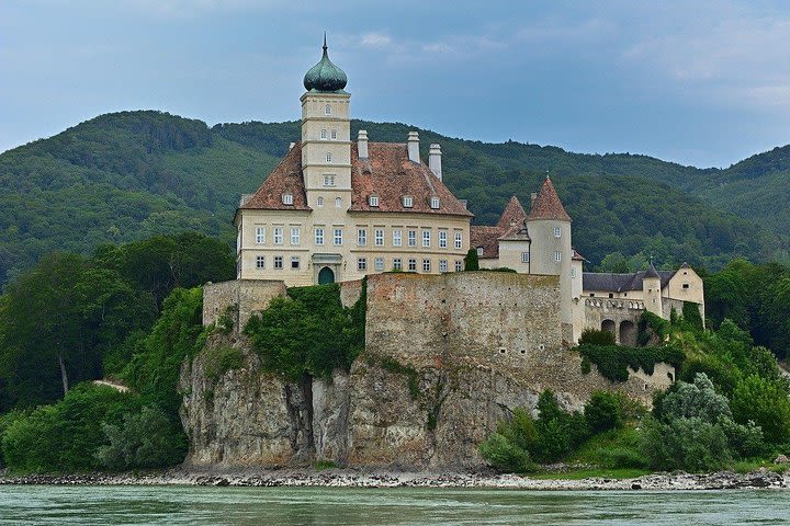 Private Day Trip to Wachau Valley from Vienna image