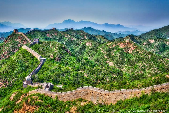 Beijing Transfer Service: Jinshanling Great Wall Round-Trip image