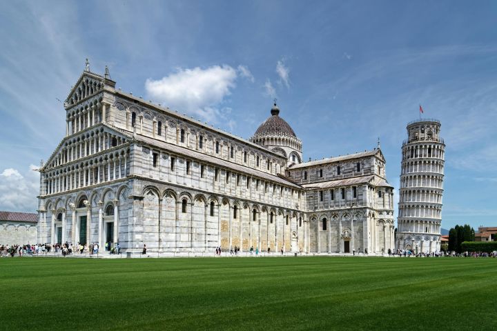 Leaning Tower of Pisa Timed Entry with Audio Guide image