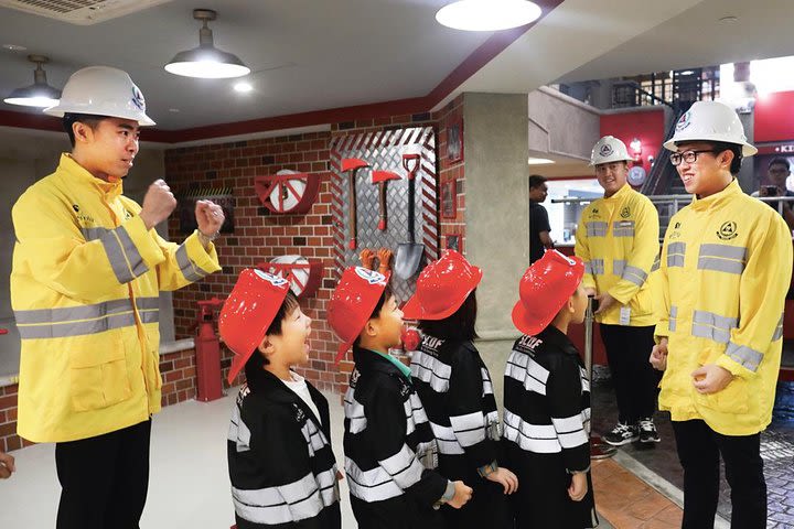 Fullday Experiance at KidZania Jakarta with Transfer, Lunch, & Insurance image