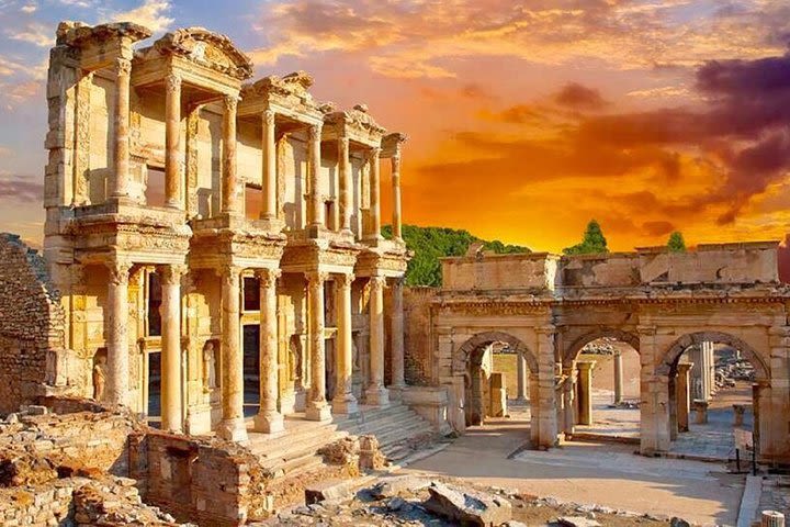 Private Pamukkale and Ephesus Tours image