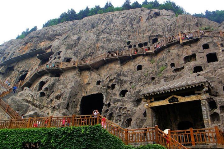 2-Day Private Tour: Shaolin Temple & Longmen Grottoes from Jinan by Bullet Train image