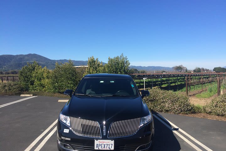 Private Sedan (up to 4 pass.)Transportation from Napa to SFO image