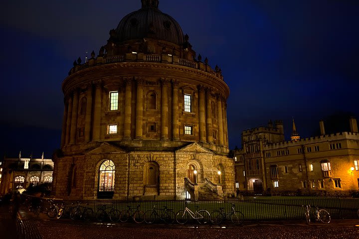 Costumed Ghost Tour of Oxford with Special Guests image