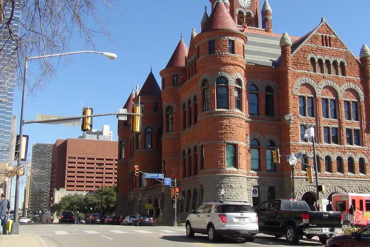 Small-Group Dallas and Fort Worth City Sightseeing Tour image