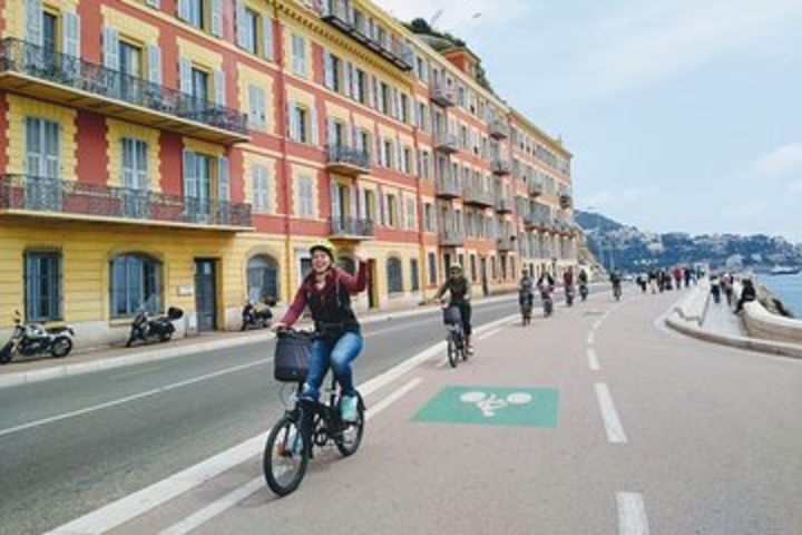 Nice City Bike Tour with a Local Guide image