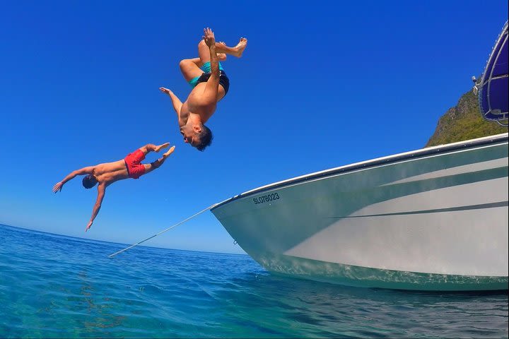 Piton Dash and Splash Snorkel Tour image