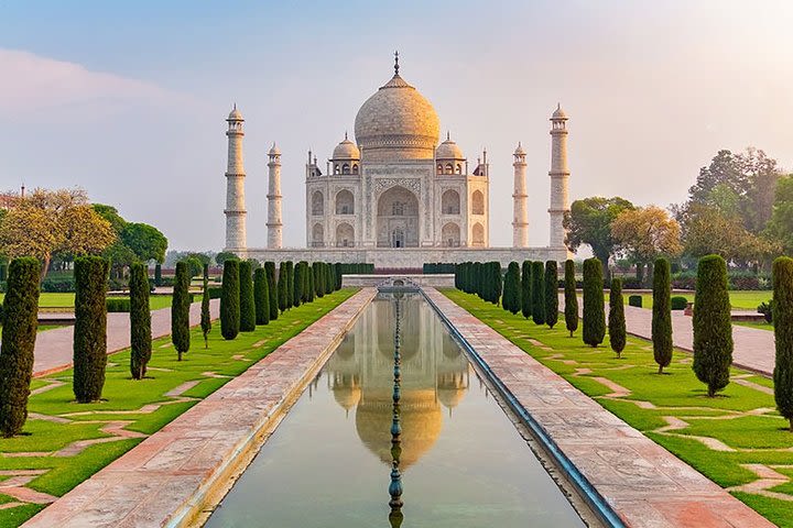 Taj Mahal Tour From Delhi by AC Car image