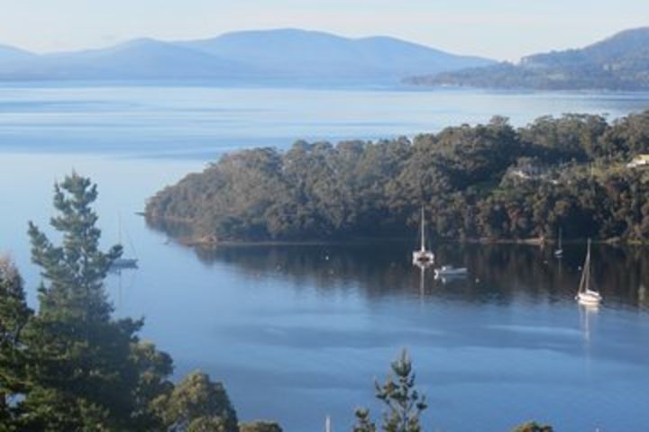 Twilight Sail Bruny Island image