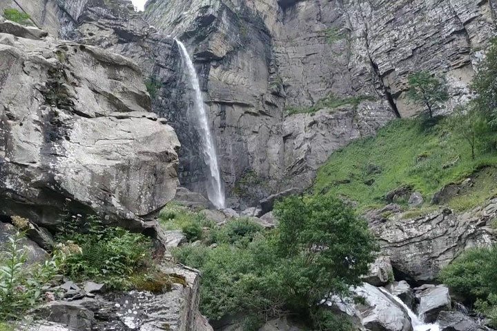 Hiking to Laza and Mujug Waterfalls  image