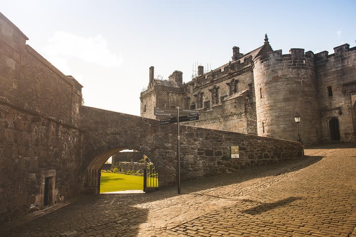 Loch Lomond, Kelpies & Stirling Castle Small-Group Day Tour from Edinburgh image