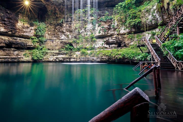 Full-day Tour of Chichen Itza, Cenote & Valladolid City image