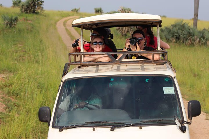 7-Day Uganda Adventure Safari - Midrange Lodges image