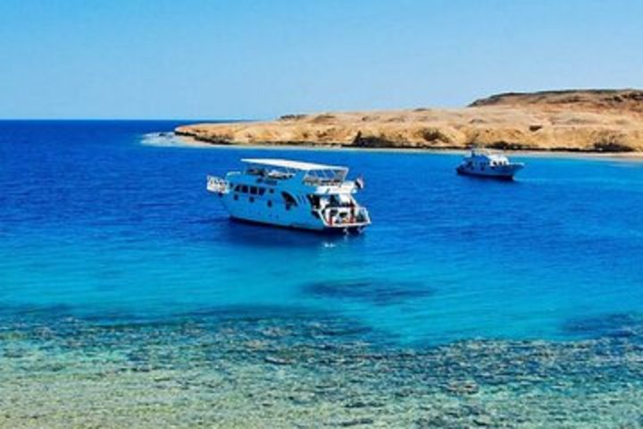  Full Day Ras Muhammed & White Island By Boat Snorkeling Trip - Sharm El Sheikh image