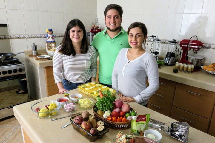 Private Peruvian Cuisine Cooking Class With a Local Family in Lima image