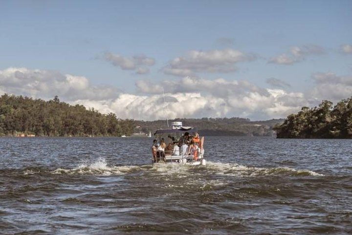 2-Hour Boat and Stand Up Paddle Board Adventure in São Paulo, Brazil image