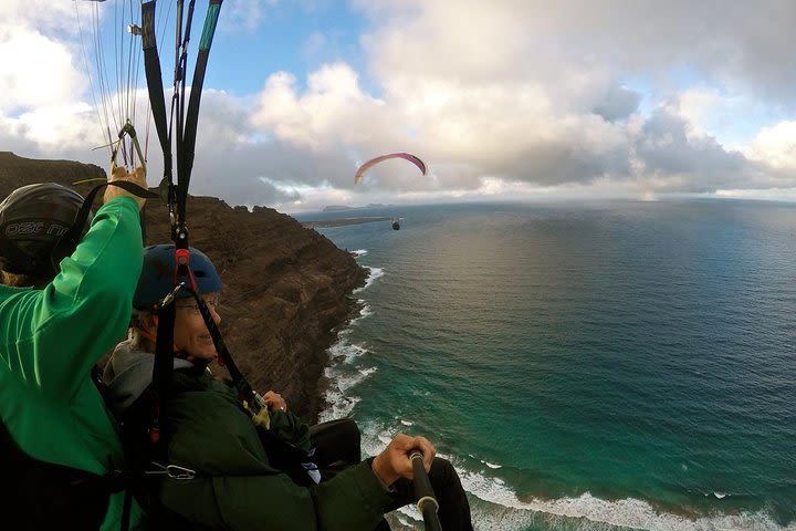 Flying Paragliders over Lanzarote image