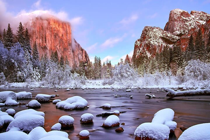 Yosemite Valley Private Winter Hiking Tour image