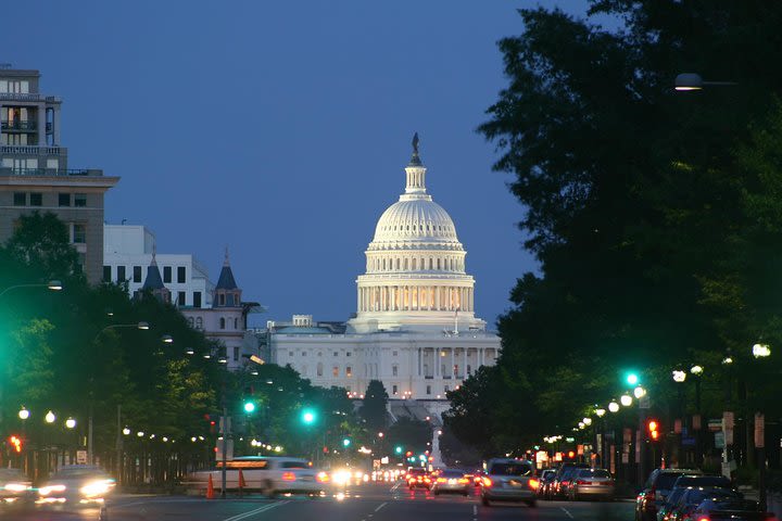 4 Hours Private Moonlight DC City Tour by Van image