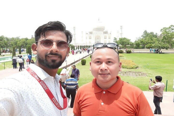 Taj Mahal Tour by Gatimaan Train from Delhi image