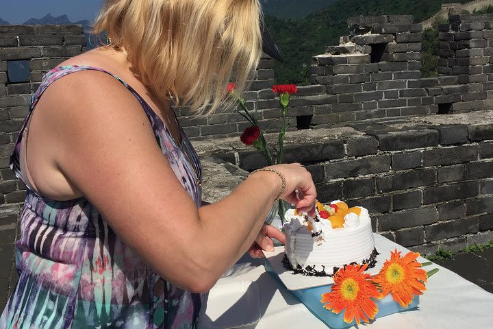 Private Day Trip to the Huanghuacheng Wild Great Wall with Picnic image