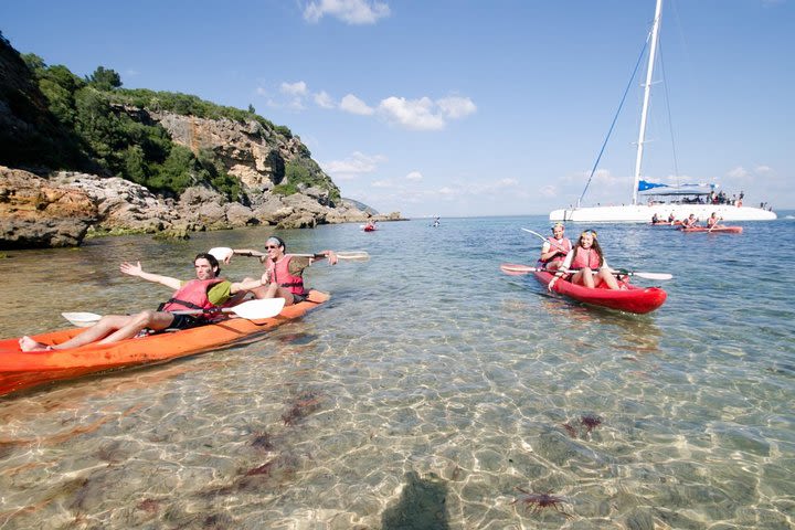 Canoeing Portinho Arrábida image