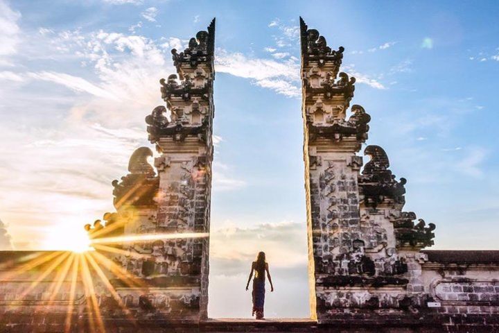 Ubud Bali East Tour image