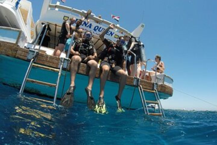 Full-Day Scuba Diving Tour in Hurghada with Lunch & Pick-Up image