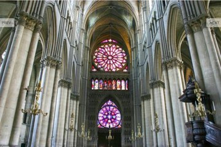 Private Day-trip in Champagne from Paris : winery, tastings and Reims cathedral image