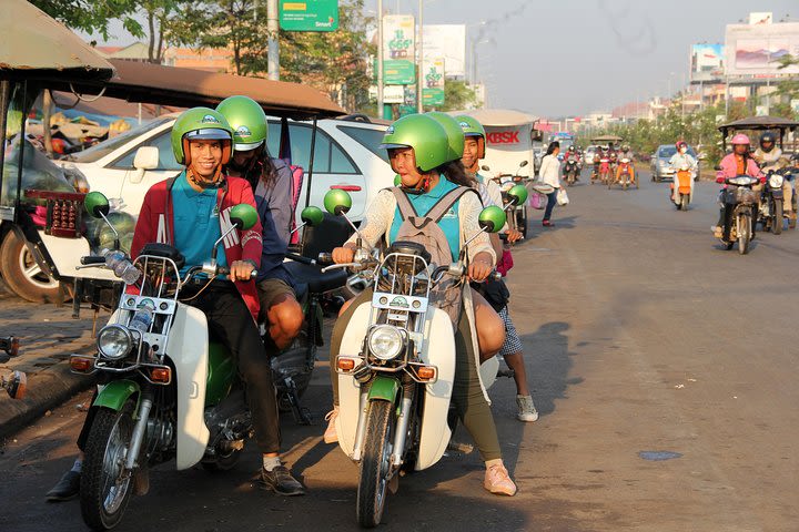 Phsar Leu & Country Adventures by Green Honda Motorbike  image