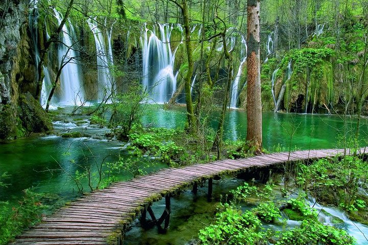 Plitvice Lakes Private Guided Day Trip from Zagreb image