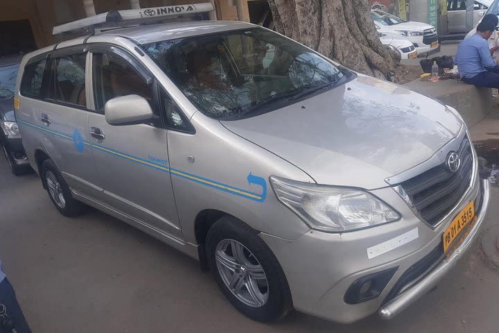 Private Transfer from Jodhpur to Agra by a/c car image