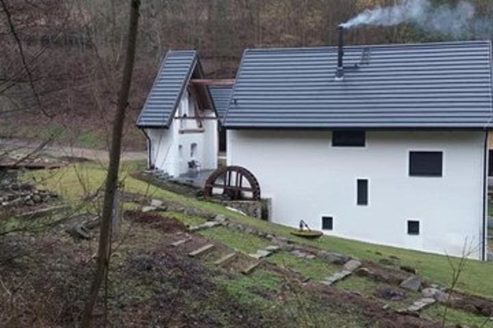 Luxury Private Tour: UNESCO Heritage Český Krumlov image