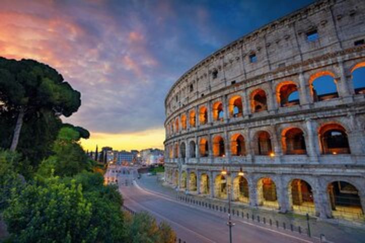 Colosseum Guided Tour with access to the Palatine hill & Roman Forum image