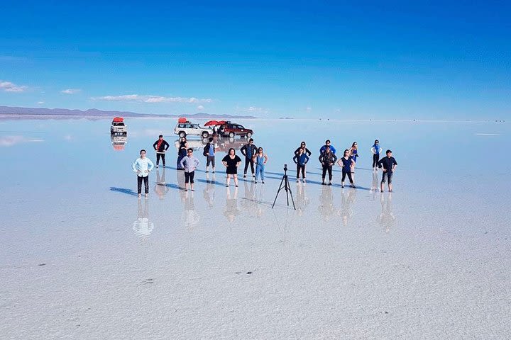 Uyuni Salt Flats Full Day - English Speaking Guide image