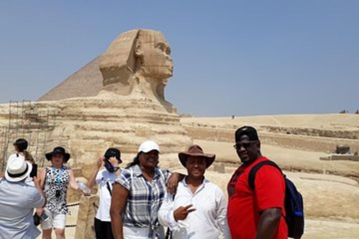 Private guided tour to Giza Pyramids, Sphinx, Saqqara and Memphis city  image