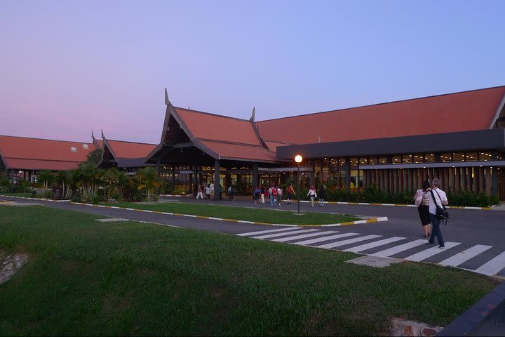 Siem Reap Airport Taxi (Airport - Hotel - Airport) image