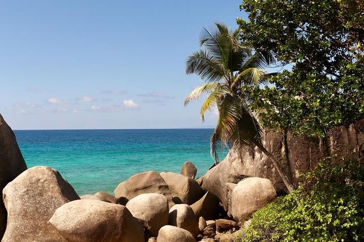 Seychelles International Airport ( Round-trip Transfer) image