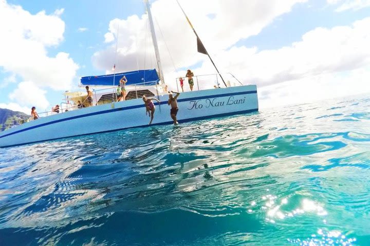 Discover Isla Mujeres with this tour with snorkel, buffet and open bar  image