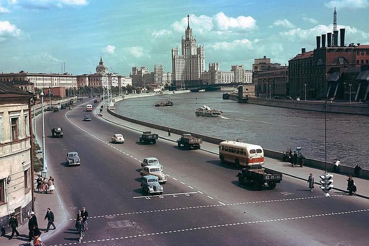 Moscow Soviet Tour (with Soviet Lunch) image