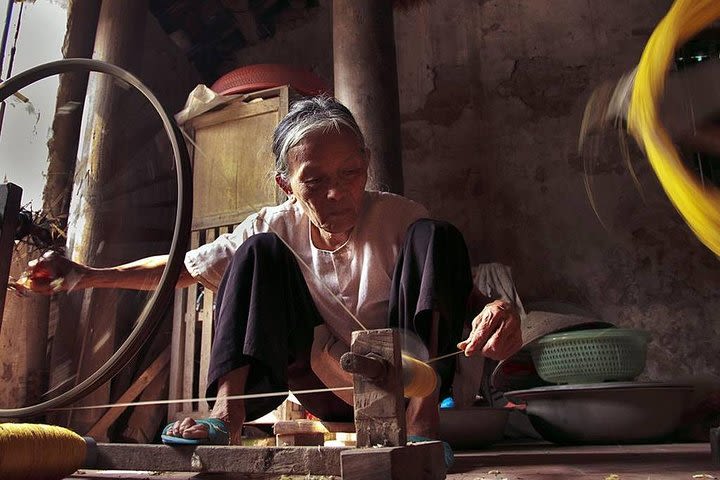 Full-Day Trip to Traditional Handicraft Villages in Hanoi image