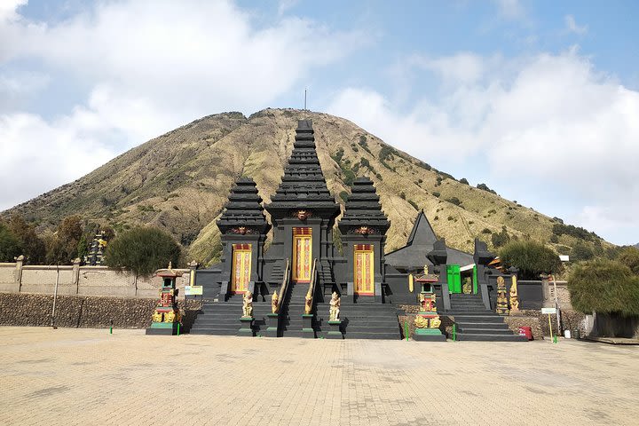 Bromo Ijen Bali tour From Malang (2 Days) image