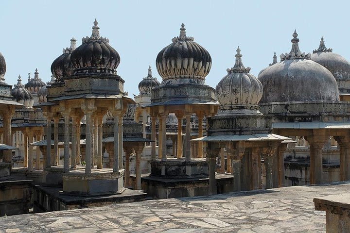 Highlights of the Udaipur (Guided Half Day Sightseeing City Tour) image