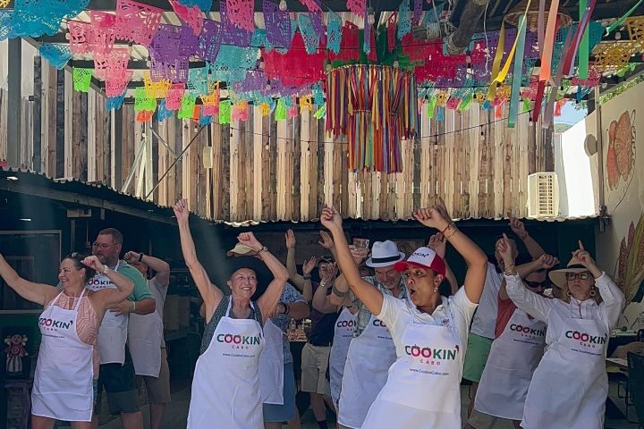 Cabo San Lucas Taco Fiesta: Cooking, Dancing and Mixology Class image