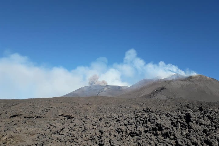 Hiking 3000m in Mount Etna image