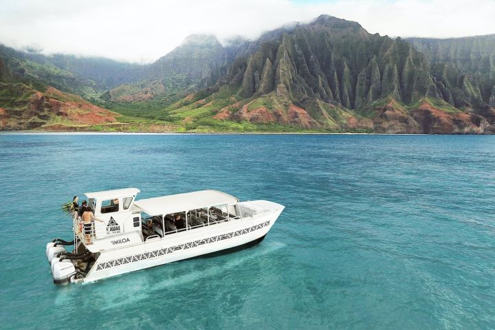 Nā Pali Coast Snorkel Adventure image